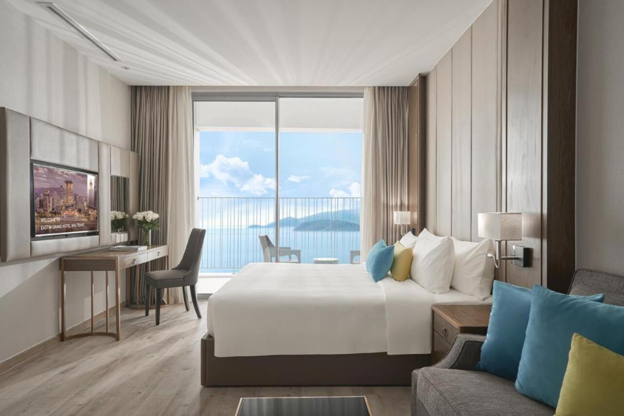 Panorama Ocean View Luxury Apartment Нячанг Екстер'єр фото