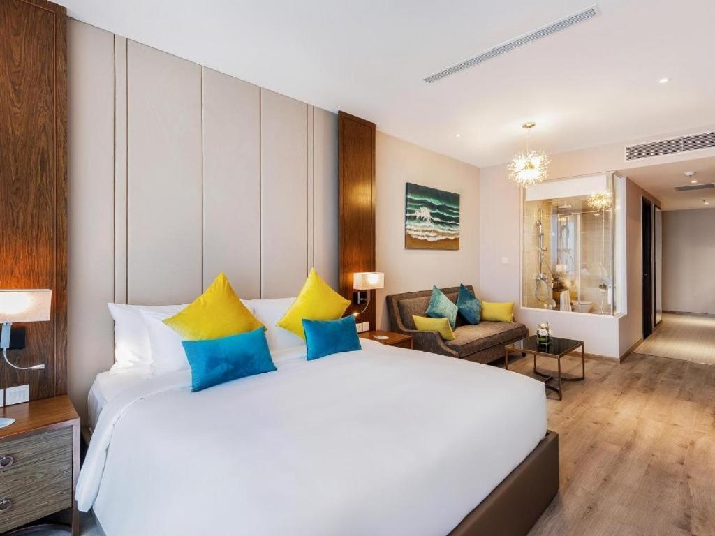 Panorama Ocean View Luxury Apartment Нячанг Екстер'єр фото