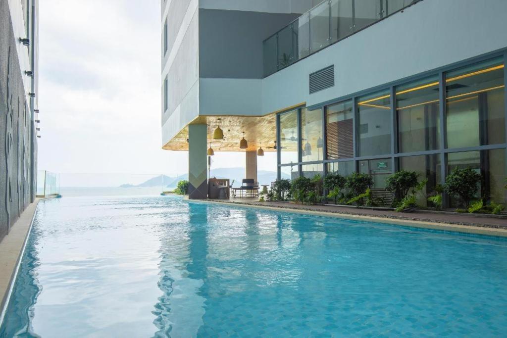 Panorama Ocean View Luxury Apartment Нячанг Екстер'єр фото