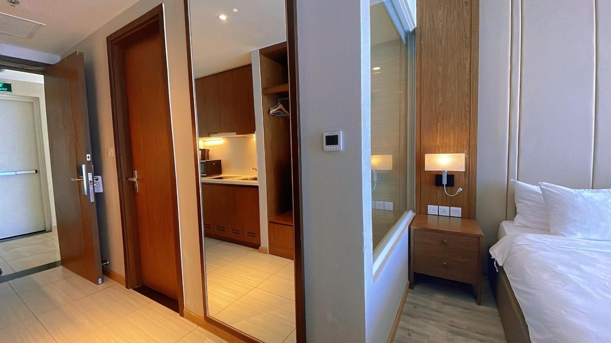 Panorama Ocean View Luxury Apartment Нячанг Екстер'єр фото