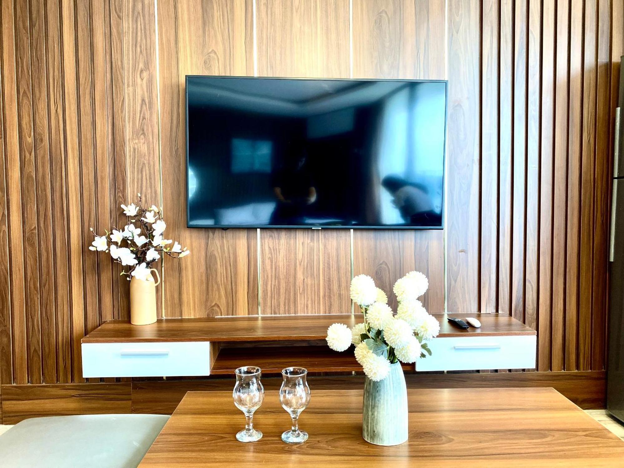 Panorama Ocean View Luxury Apartment Нячанг Екстер'єр фото