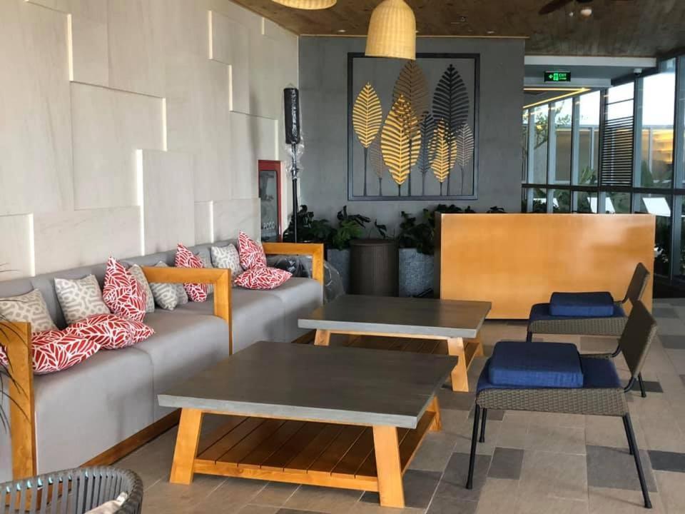 Panorama Ocean View Luxury Apartment Нячанг Екстер'єр фото